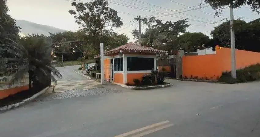 Terreno em condomínio fechado à venda na Rua Raul Alfredo de Andrade, 540, Caxito, Maricá