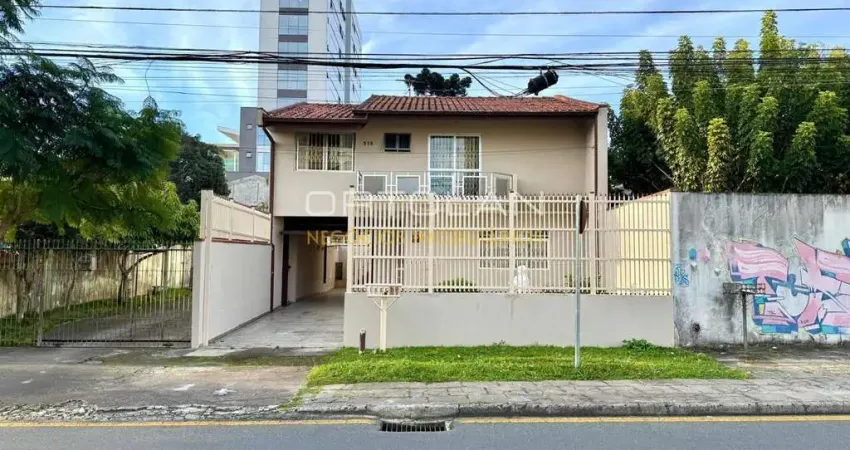 Sobrado 140m² - 04 Dormitórios - Centro - São José dos Pinhais - PR