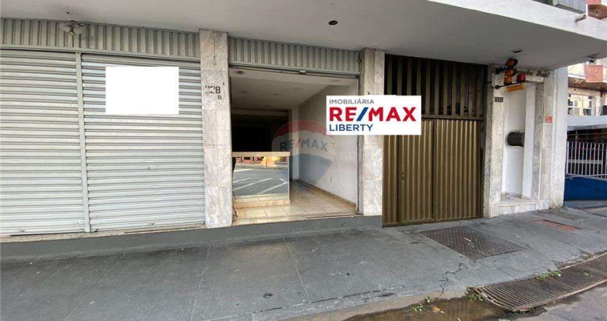 Loja com 100 m², com garagem -na Rua Oswaldo Aranha para locação - em frente a Rua São Mateus Grande fluxo de pessoas a veículos na porta da loja