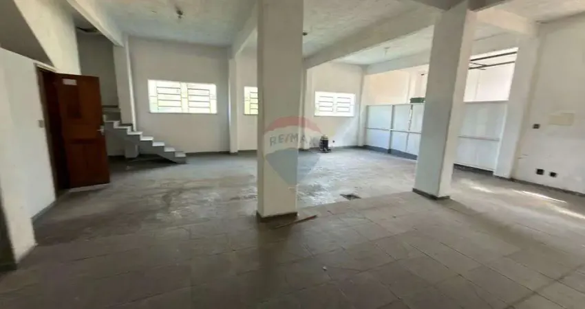 Barracão / Galpão / Depósito para alugar na Rua Maurício de Menezes, 108, Costa Carvalho, Juiz de Fora