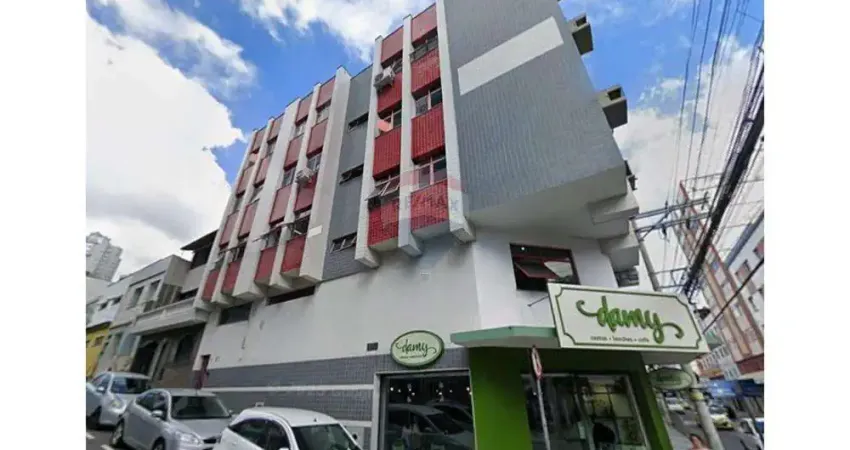 Sala comercial no São Mateus: 4 ambientes, banheiro e excelente localização