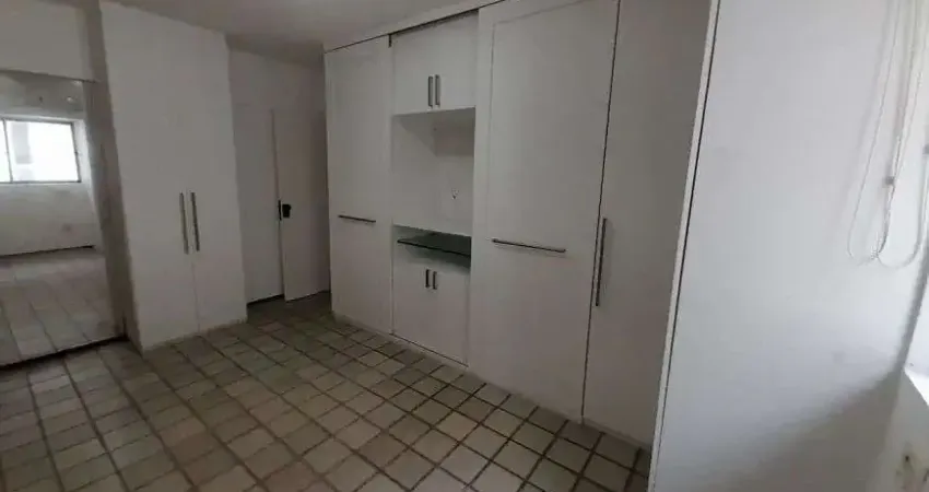 Alugo apartamento 136m2-03 quartos-armários- próximo ao colégio santa maria-02 garagens-