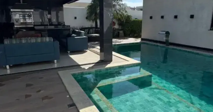 Vendo casa de alto padrão condomínio fechado /costa marina / aruanã