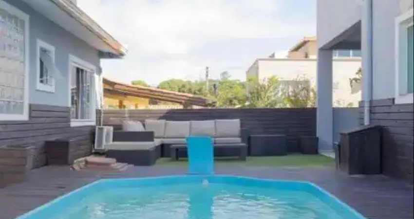 Casa espaçosa em ingleses do rio vermelho, florianópolis-sc: 3 quartos, 2 suítes, piscina e edícula completa!