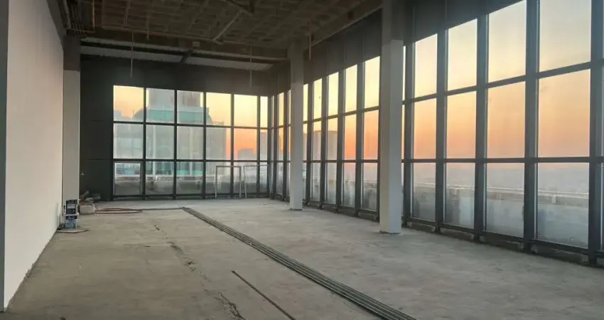 Excelente cobertura comercial para venda em alphaville/tamboré