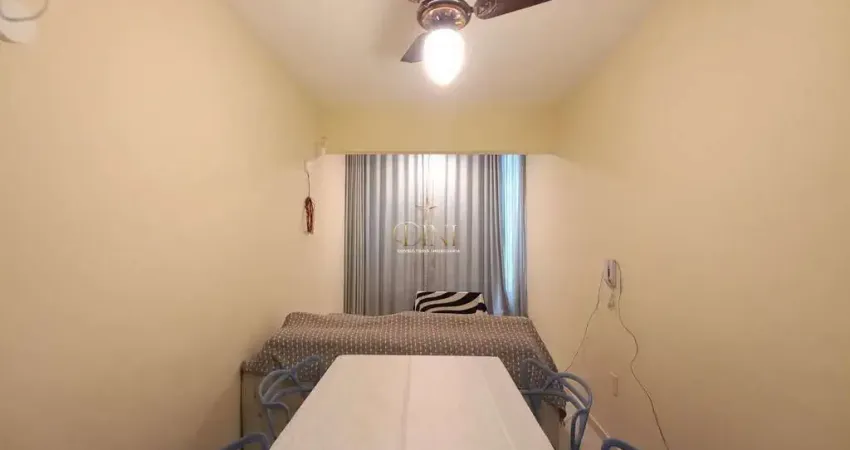 Apartamento na praia das pitangueiras, 02 dormitórios, 01 vaga de garagem r$410m