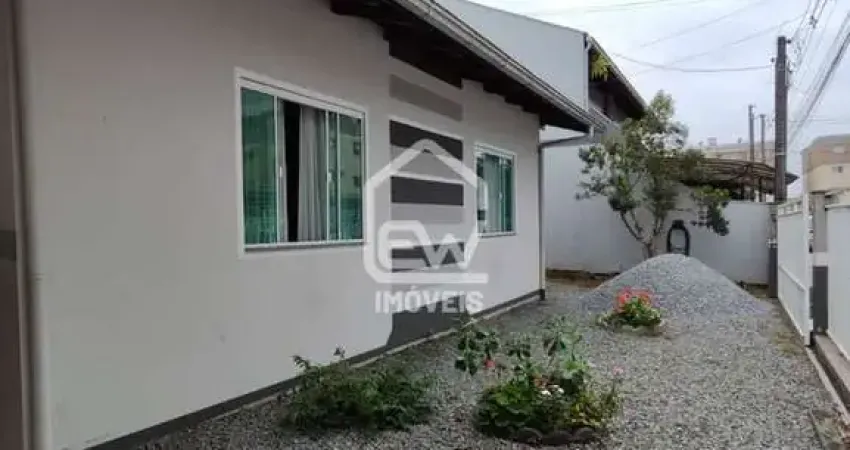 Casa com 3 quartos à venda na Rua, 444, Ilha da Figueira, Jaraguá do Sul