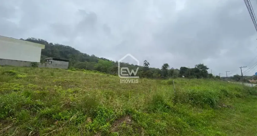 Terreno pronto para construir com área total de 967m² em guaramirim, sc
