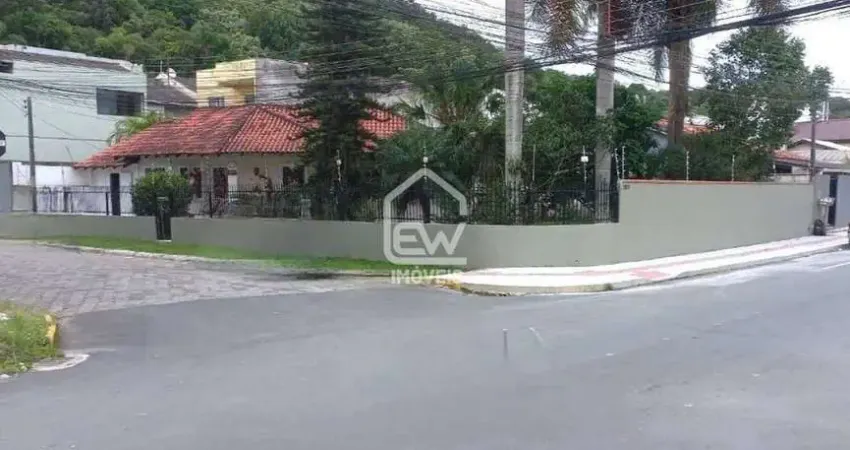Casa com 4 quartos à venda na Rua, 894, Tabuleiro, Camboriú