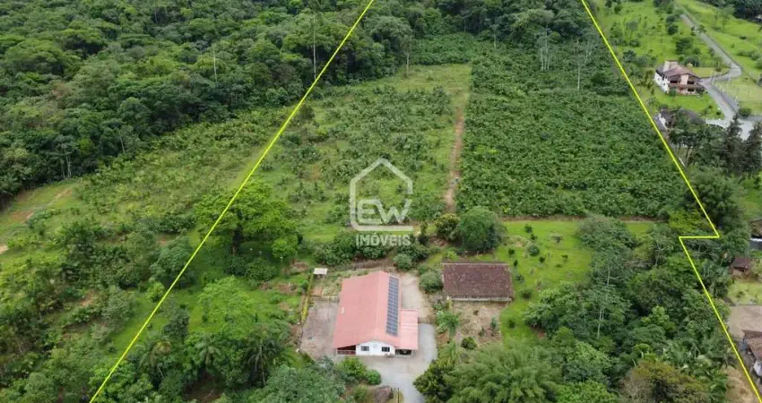 Terreno Para Chácara com Área Total de 118.945,07m² em Schroeder, SC
