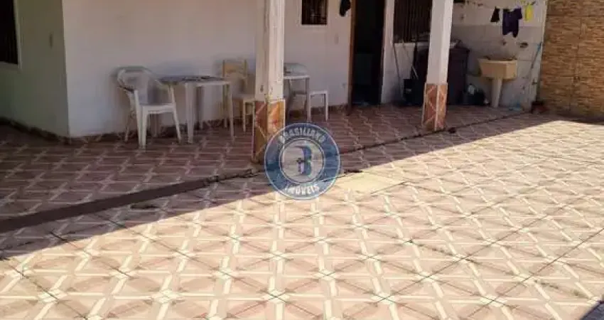 Casa com 3 quartos à venda na Avenida Canadá, Centro, Mongaguá