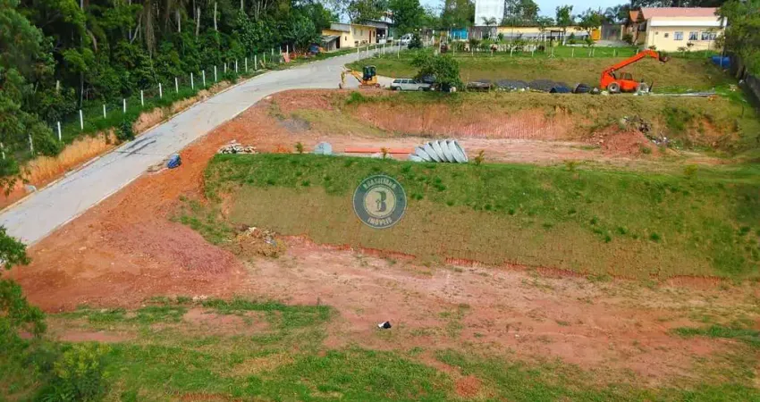 Terreno à venda na Rua Alípio Domingues Mandu, 11111, Olaria, Itapecerica da Serra