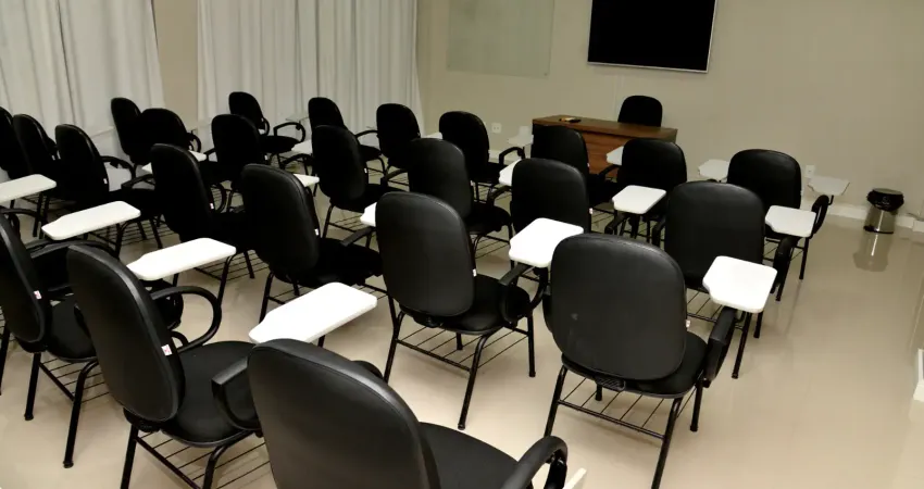 Sala comercial com 1 sala para alugar na Travessa Padre Eutíquio, 2212, Batista Campos, Belém
