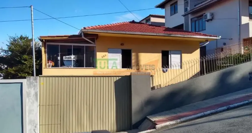 Casa com 3 quartos à venda na Rua Oscar Teodoro da Silva, 505, Praia Comprida, São José