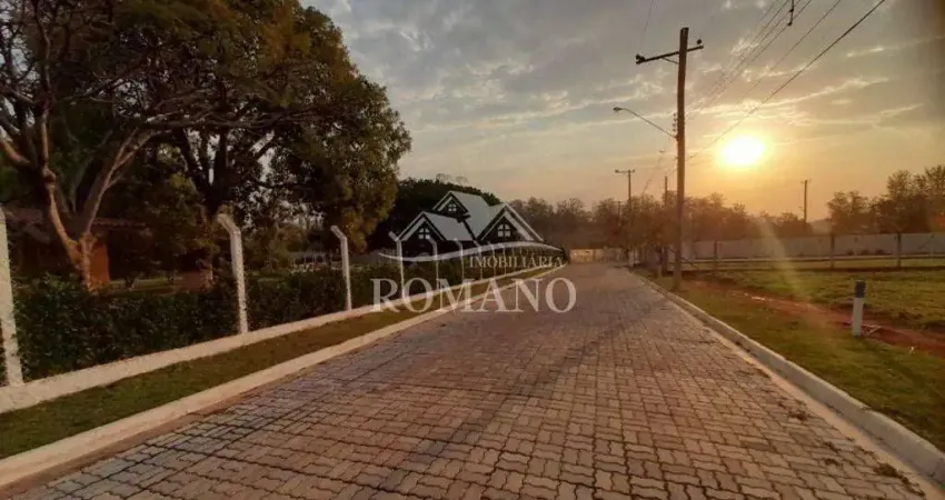 Condominio recanto das siriemas , terrenos planos capela do alto/sp