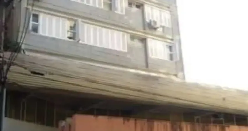 Apartamento com 2 quartos para alugar no Centro, Pelotas