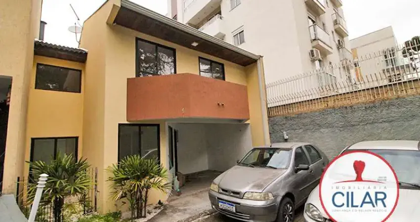 Imobiliária cilar vende sobrado 3 quartos no mossunguê com 102m², ref. 100889.001-cilar