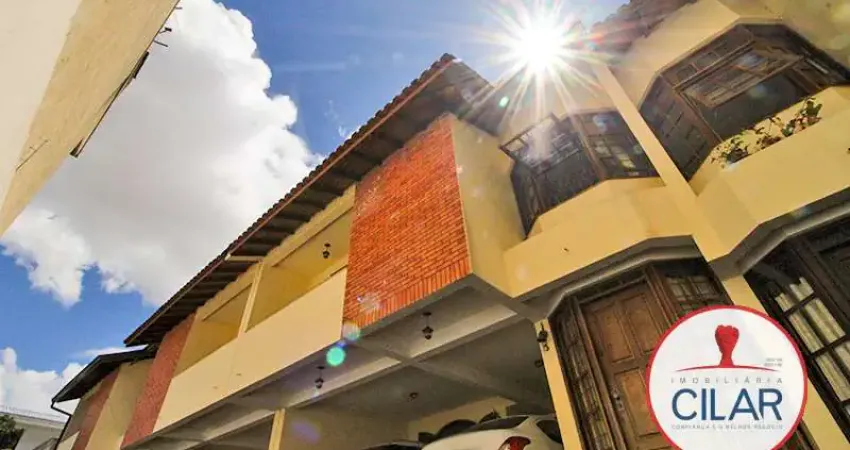 Imobiliária cilar vende sobrado 3 quartos no água verde com 185,07m², ref. 100774.001-cilar