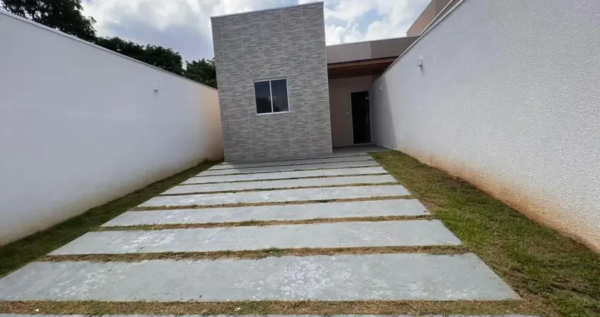 Casa semi-mobiliada Maravilhosa ideal para pais de PETS com planejados