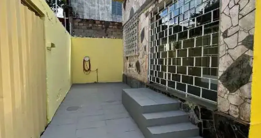 Casa com 3 quartos para alugar no Salgado Filho, Belo Horizonte