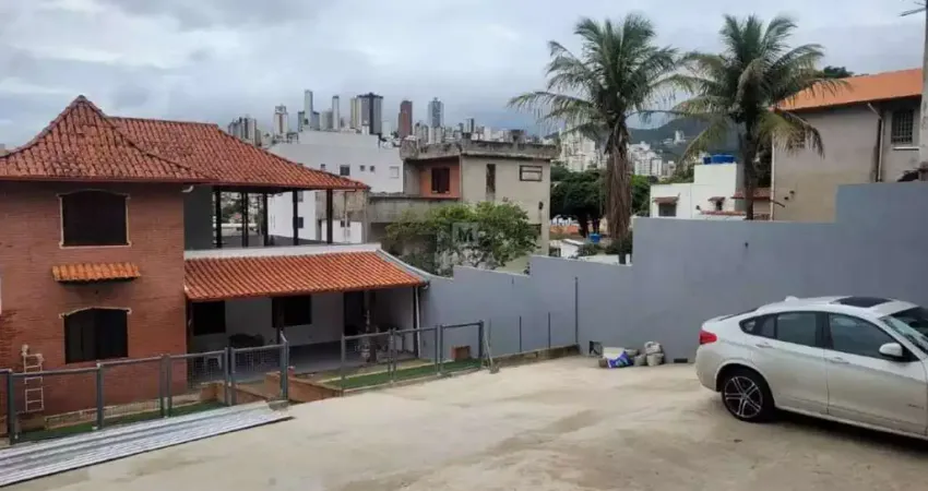 Casa comercial para alugar no Palmeiras, Belo Horizonte