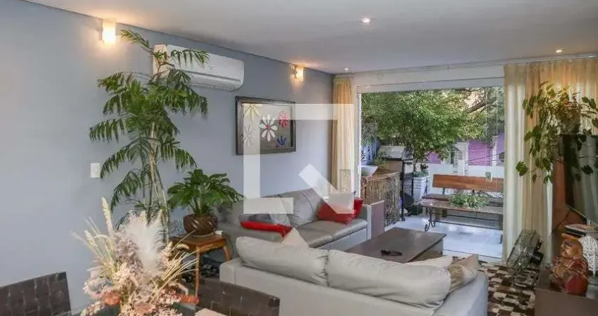 Casa com 3 quartos à venda na Rua Camilo, 738, Vila Romana, São Paulo