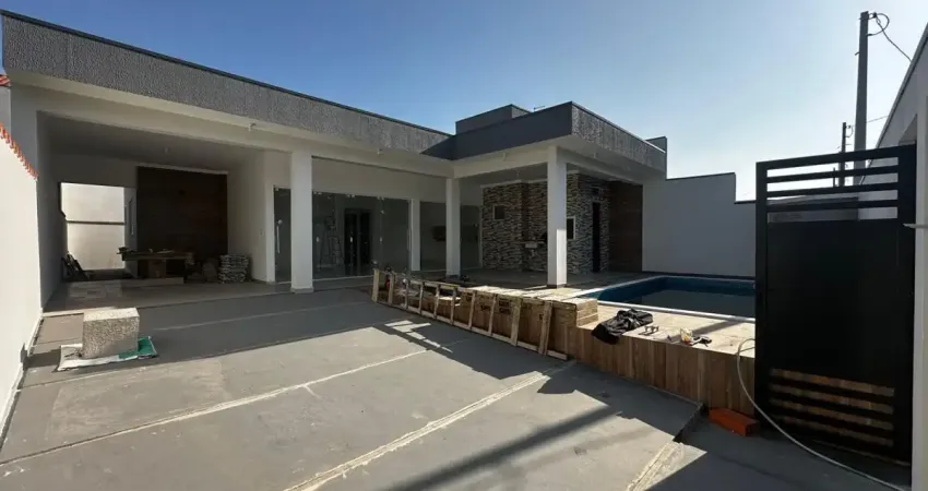 Casa para venda em itanhaém, bopiranga, 3 dormitórios, 1 suíte, 1 banheiro, 4 vagas