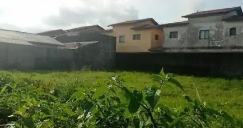 Terreno murado no bairro loty, em itanhaém, litoral sul de são paulo, localizada lado praia