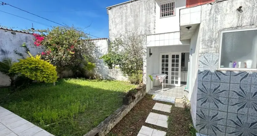 Casa em condomínio para venda no bairro suarão, localizado na cidade de itanhaém / sp.
