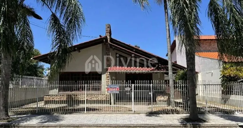 Casa com 3 quartos para alugar na Vila Moema, Tubarão