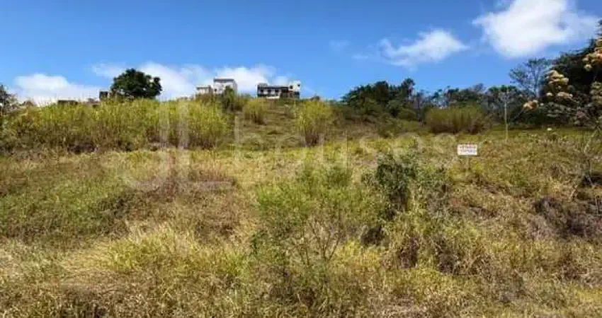 Terreno à venda na Rua Lobo Guará, Jardins, Bragança Paulista