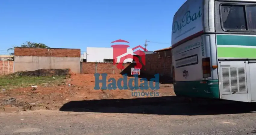 Terreno à venda no Centro, Birigui 