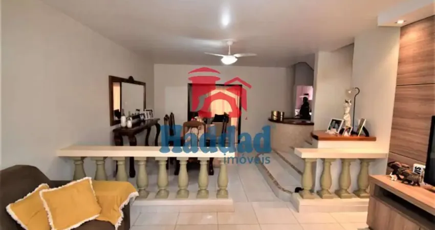 Casa com 3 quartos à venda no Centro, Birigui 