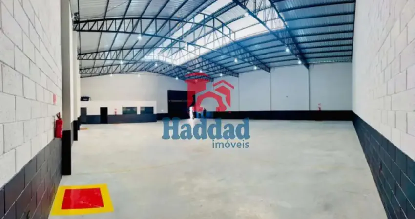 Galpão em ótima localização logistica com escritório e banheiros 500 m2 de terreno e construção