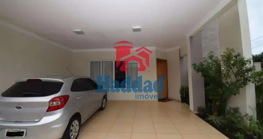 Linda casa em condomínio fechado - 3 suítes e espaço de qualidade!