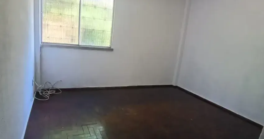 Apartamento com 2 quartos para alugar na Avenida Pastor Martin Luther King Jr, 00, Tomás Coelho, Rio de Janeiro