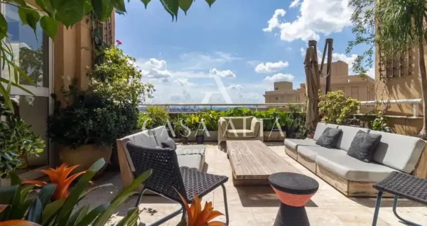 Cobertura duplex em alto de pinheiros com 530 m² sendo: 4 dormitórios (4 suítes) e 6 vagas .