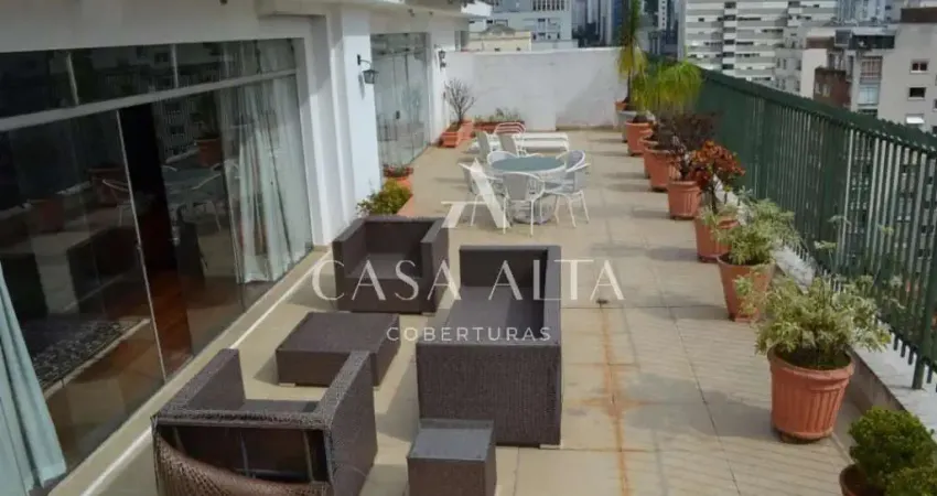 Cobertura duplex em higienópolis com 594 m² a.u. sendo 4 dormitórios (2 suítes) e 2 vagas.