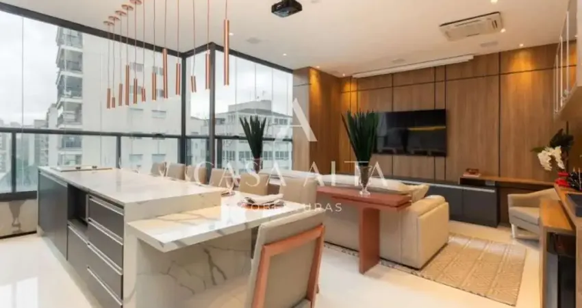 Cobertura duplex no itaim bibi com 106 m² sendo: 2 dormitórios (2 suítes) e 2 vagas de garagem.