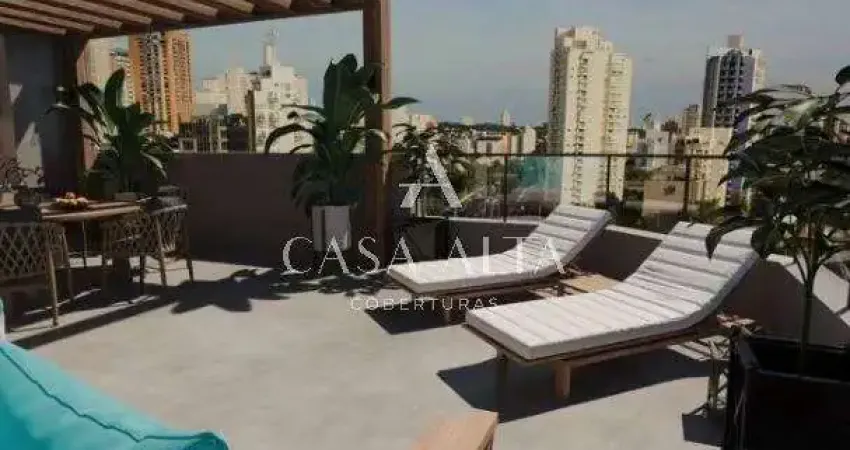 Cobertura triplex no jardim paulistano com 560m² a.u. sendo: 4 dormitórios (3 suítes) e 4 vagas.