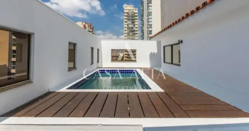 Cobertura duplex em moema com 293 m² sendo: 4 dormitórios (2 suítes) e 4 vagas de garagem.