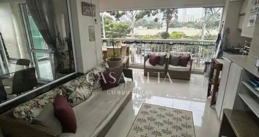 Apartamento no campo grande com 182 m² a.u. sendo: 3 dormitórios (3 suítes) e 2 vagas de garagem + depósito.