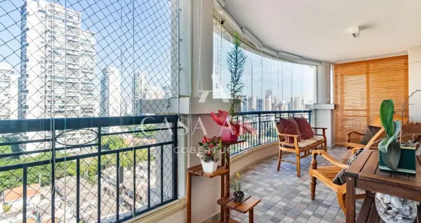 Apartamento no brooklin com 200m² a.u. sendo: 4 dormitórios (3 suítes) e 4 vagas de garagem.