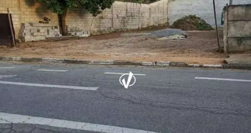 Terreno à venda no Jardim Elvira Moreira, Pindamonhangaba 