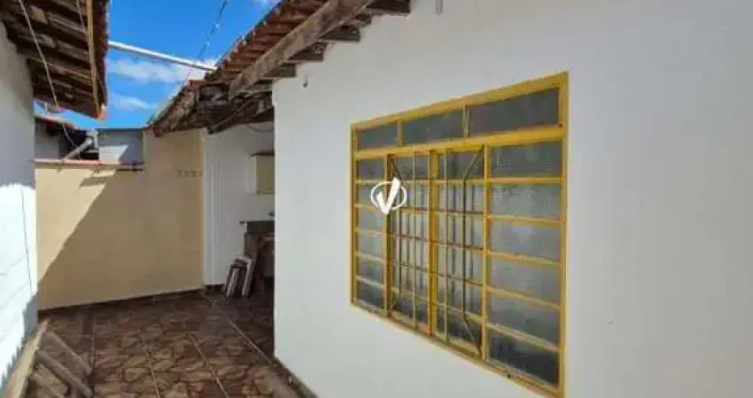 Casa à venda, 4 quartos, 2 vagas, Residencial Ouro Verde - Pindamonhangaba/SP