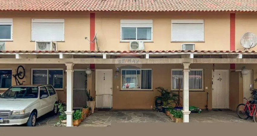 Sobrado em condomínio fechado com 2 dormitórios com 103m2 com infraestrutura completa em Canoas, RS.