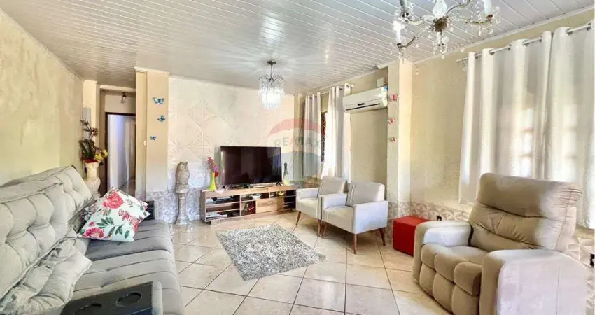 Sobrado à venda, 183m2, 03 dormitórios, bairro Nossa Senhora das Graças, Canoas, RS