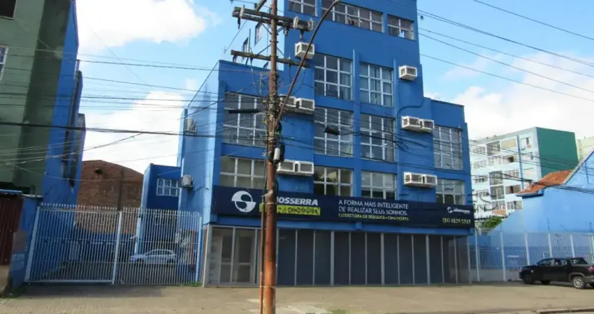 Prédio comercial de 5 pavimentos e 3 terrenos próximo do centro da capital