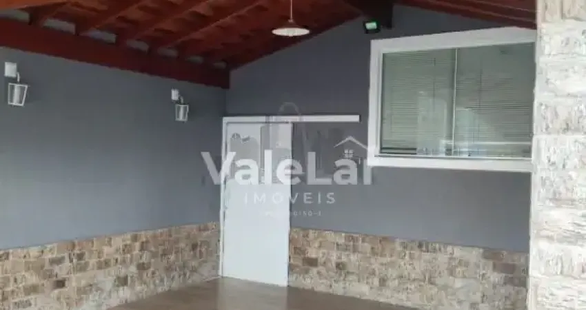 Casa lindissima 250m² terreno- 3 dormitórios sendo 1 suíte com closed- vila branca -jacareí