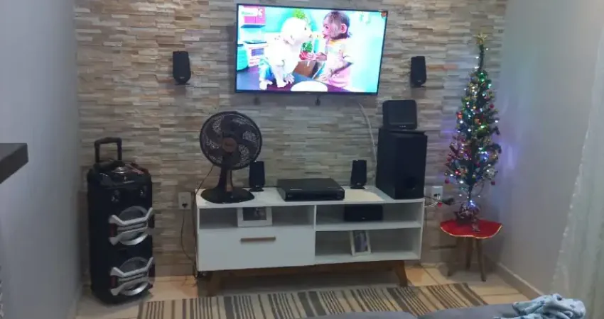 Casa na zona norte - 76m² -2 dormitórios sendo 1 suíte- 2 vagas cobertas